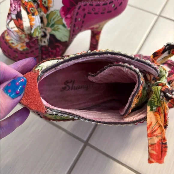 Vibrant Floral Lace-Up Heels - Picture 6 of 7